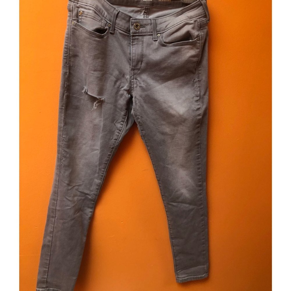 Levi denizen low ride jegging size 36
